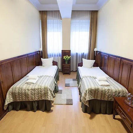호텔 Kresowianka 3*